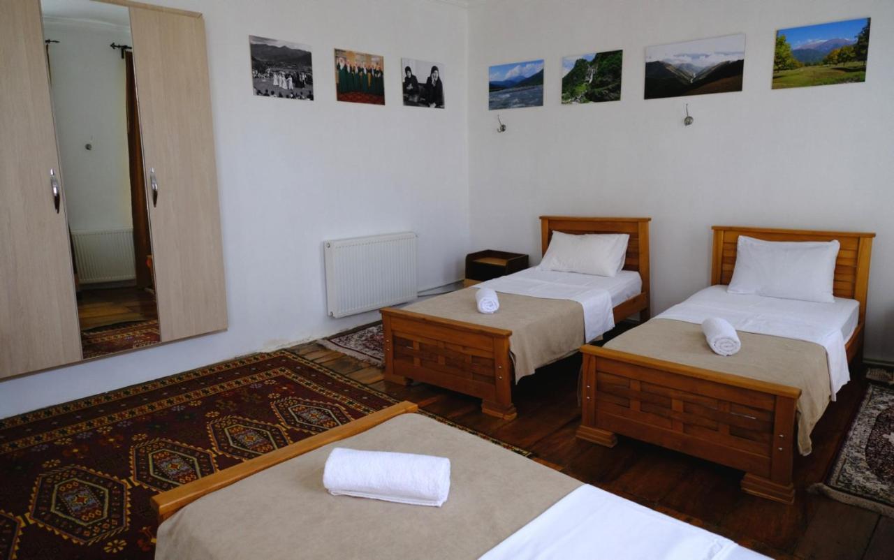 Nazy'S Guest House Joqolo Esterno foto